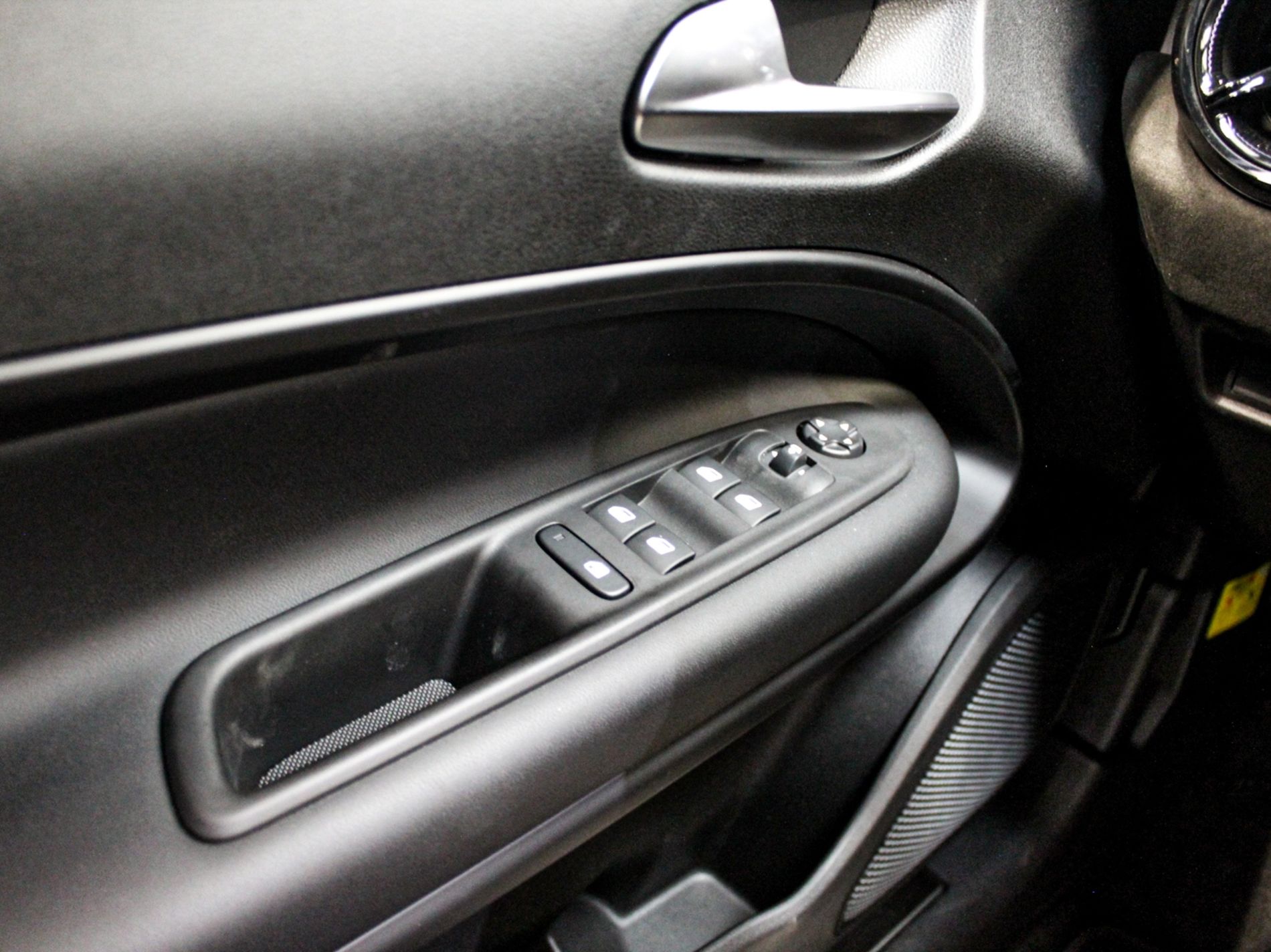 Junior 1.2 ibrida Speciale 145cv edct6 - Autoviemme